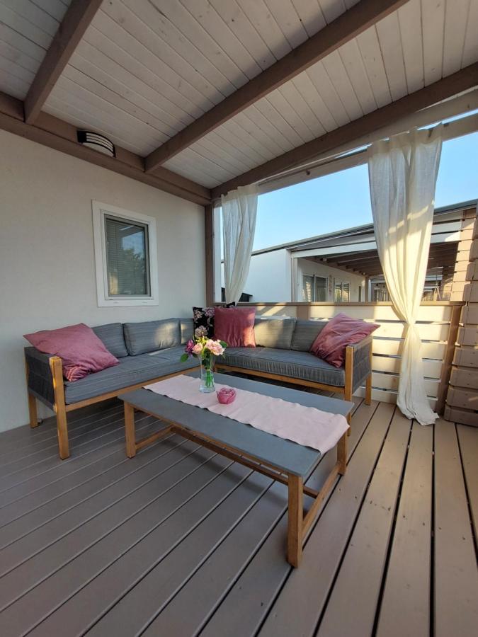 Mobile Home Whit Sea View Lavojesa Drage Exterior foto